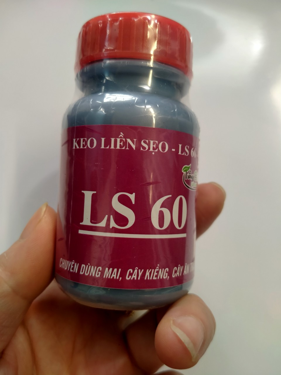 Keo liền sẹo nhanh cho cây LS60 100g